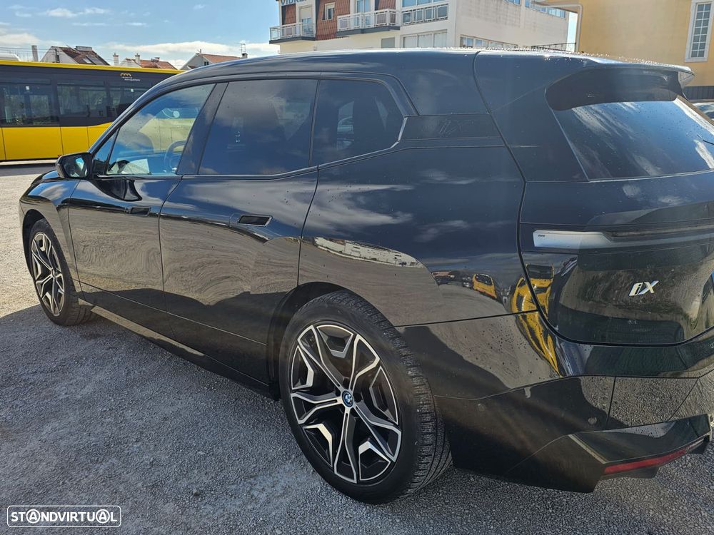 BMW iX xDrive40 - 5