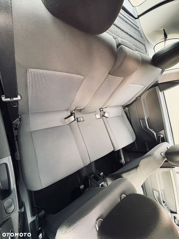 Opel Meriva - 22