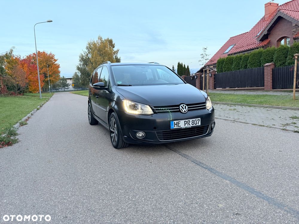 Volkswagen Touran - 30