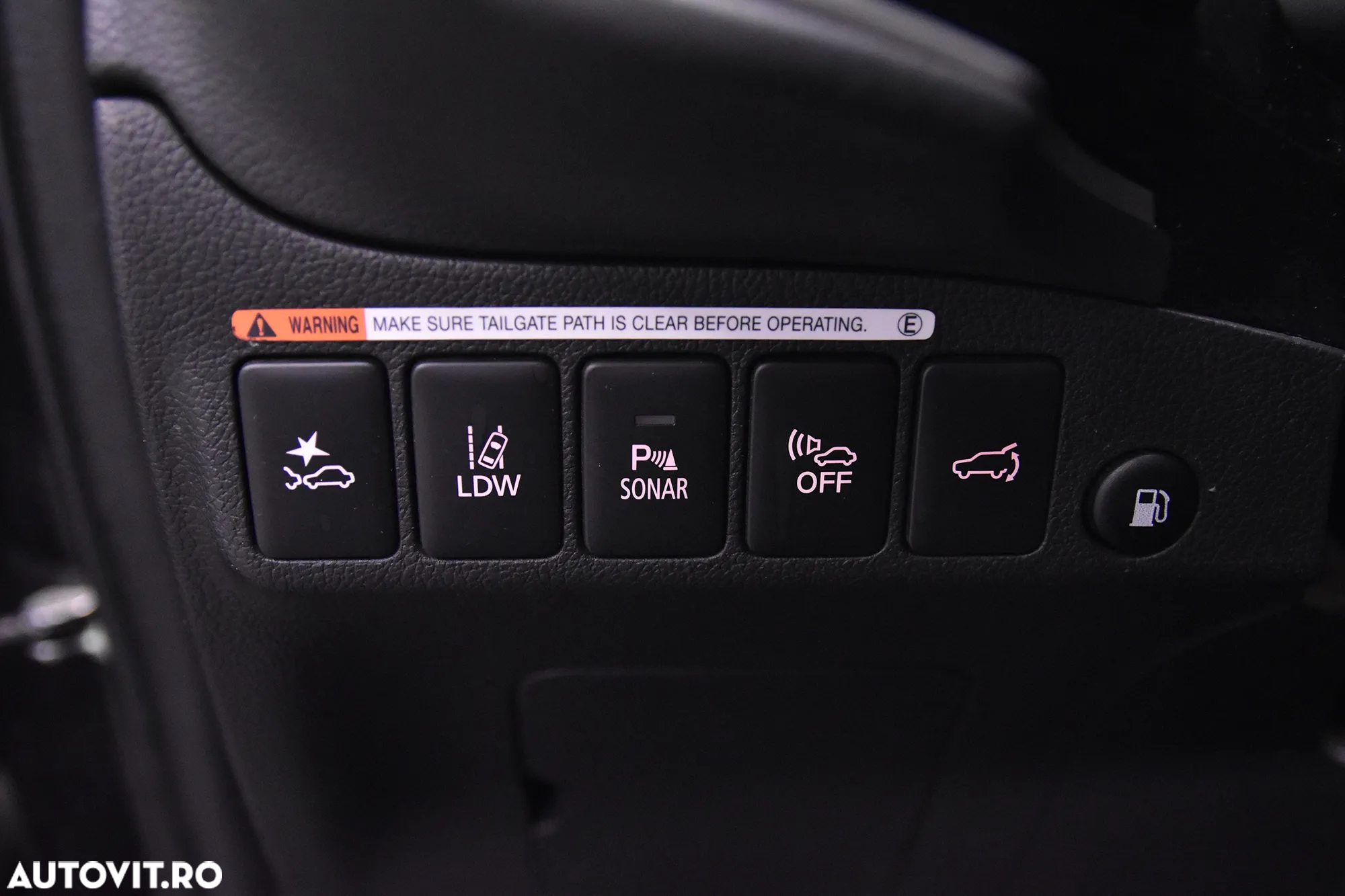 Mitsubishi Outlander - 15