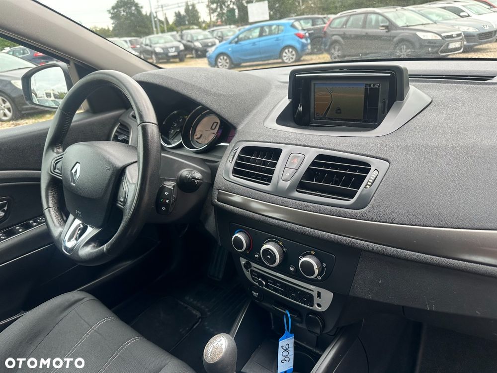 Renault Megane ENERGY dCi 110 Start & Stop LIMITED - 26
