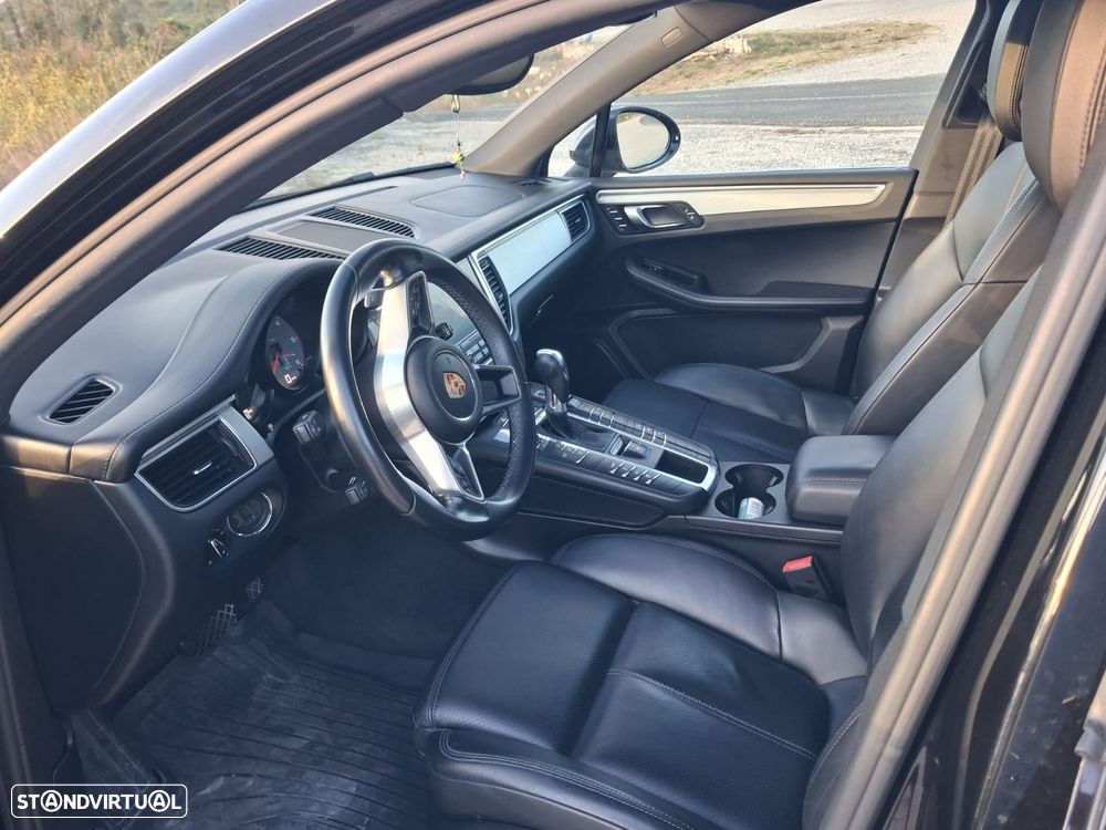 Porsche Macan S - 5