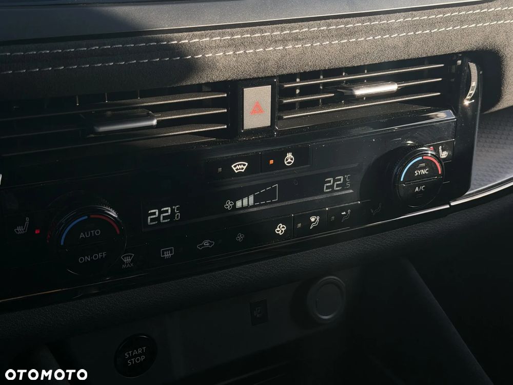 Nissan Qashqai - 11