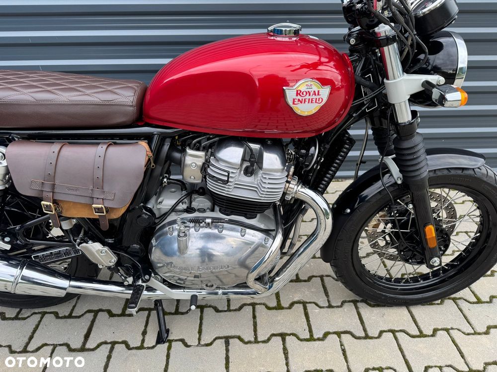 Royal Enfield Interceptor - 11