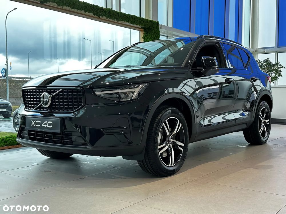 Volvo XC 40 B3 Plus Dark