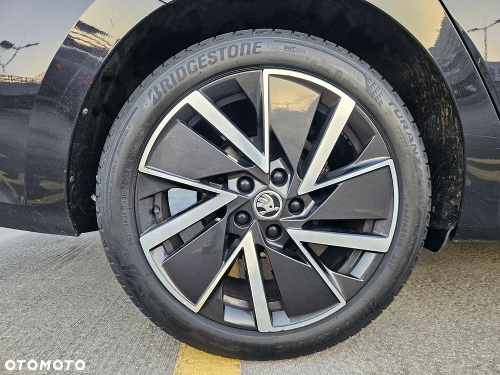 Skoda Octavia 2.0 TDI SCR Style DSG - 6