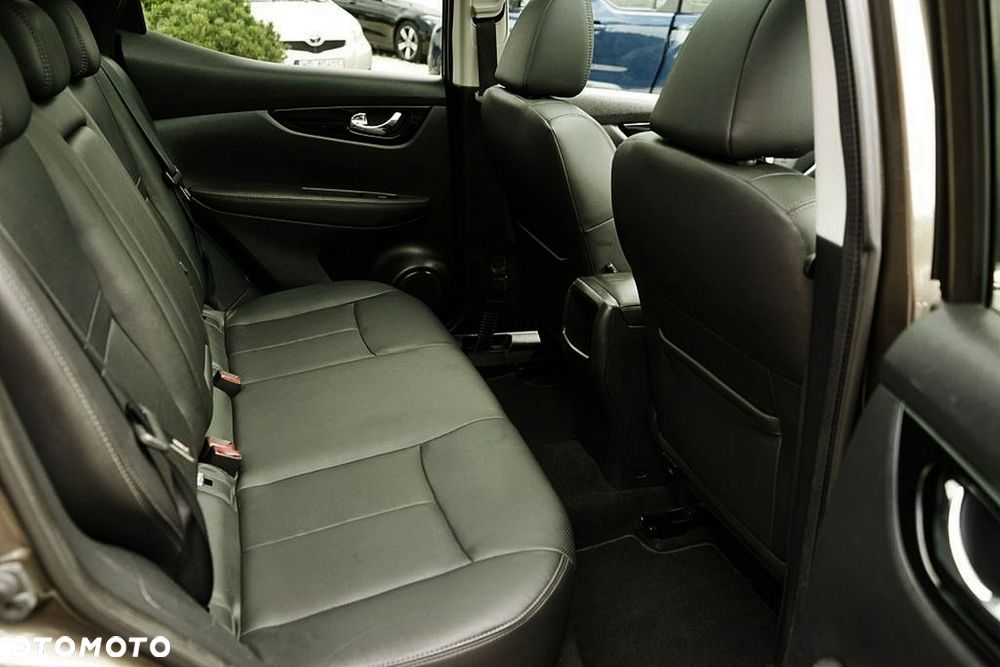 Nissan Qashqai - 12