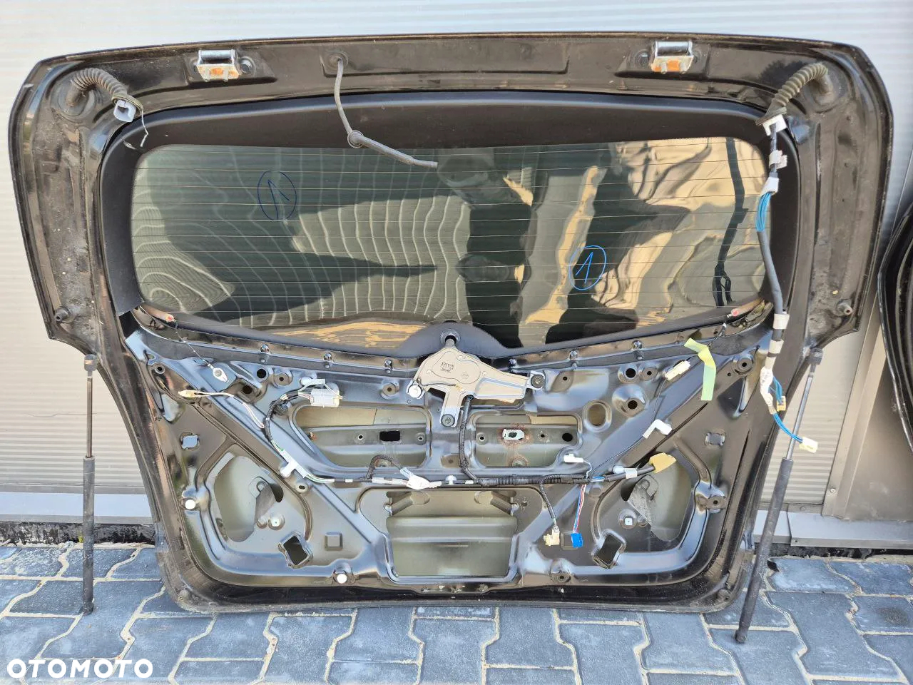 TOYOTA COROLLA VERSO 05r KLAPA BAGAŻNIKA / DRZWI CZARNY - 7