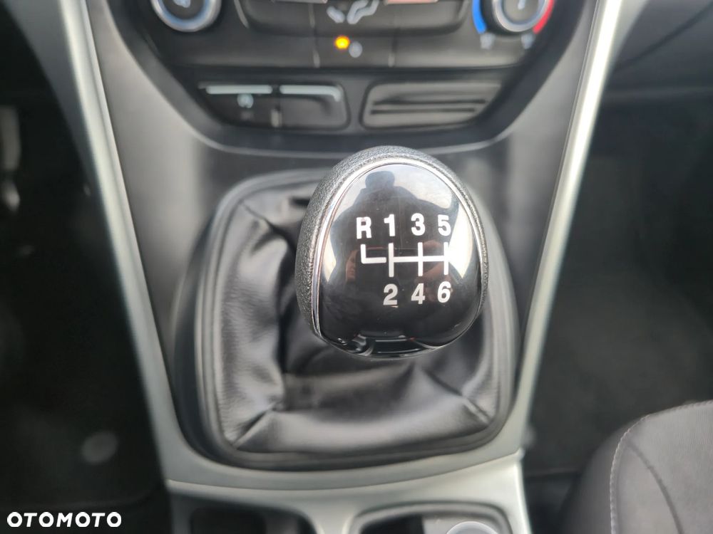 Ford Kuga 1.5 TDCi FWD Trend - 21