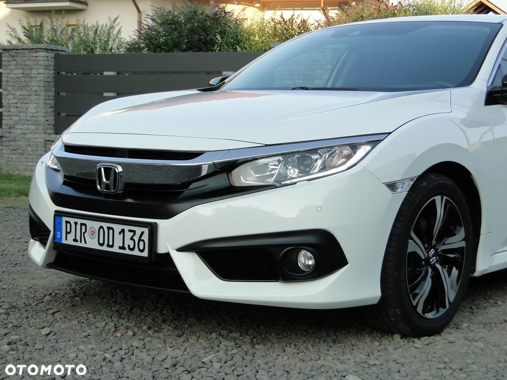 Honda Civic 1.5 T Executive CVT - 9
