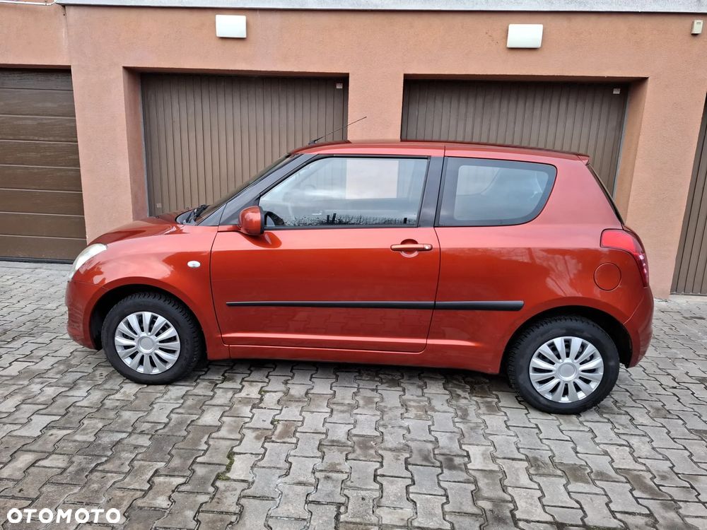 Suzuki Swift 1.3 Comfort - 1