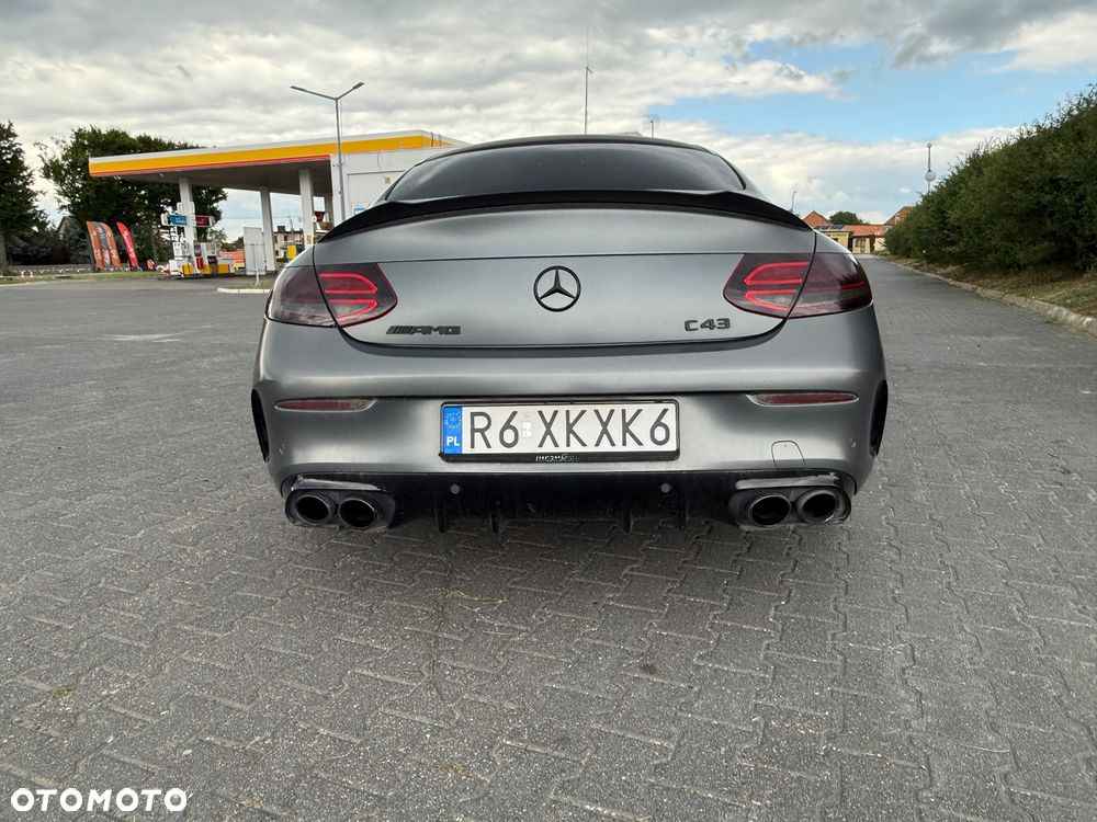 Mercedes-Benz Klasa C AMG 43 4Matic 9G-TRONIC - 12