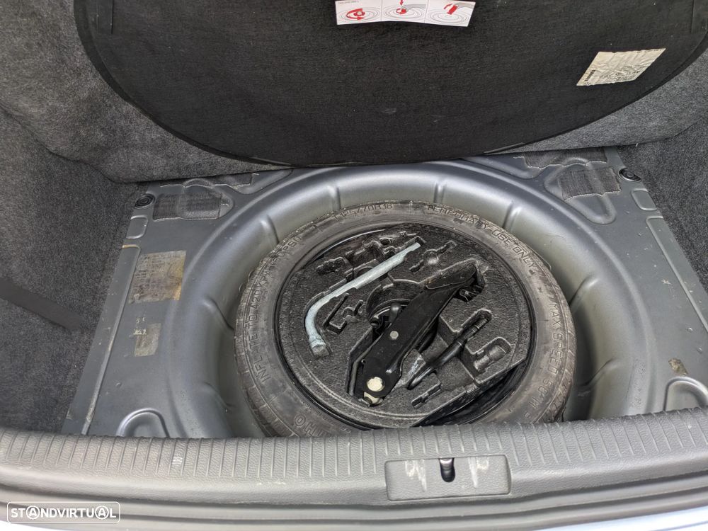 VW Golf 2.0 TDi DPF Comfortline - 7
