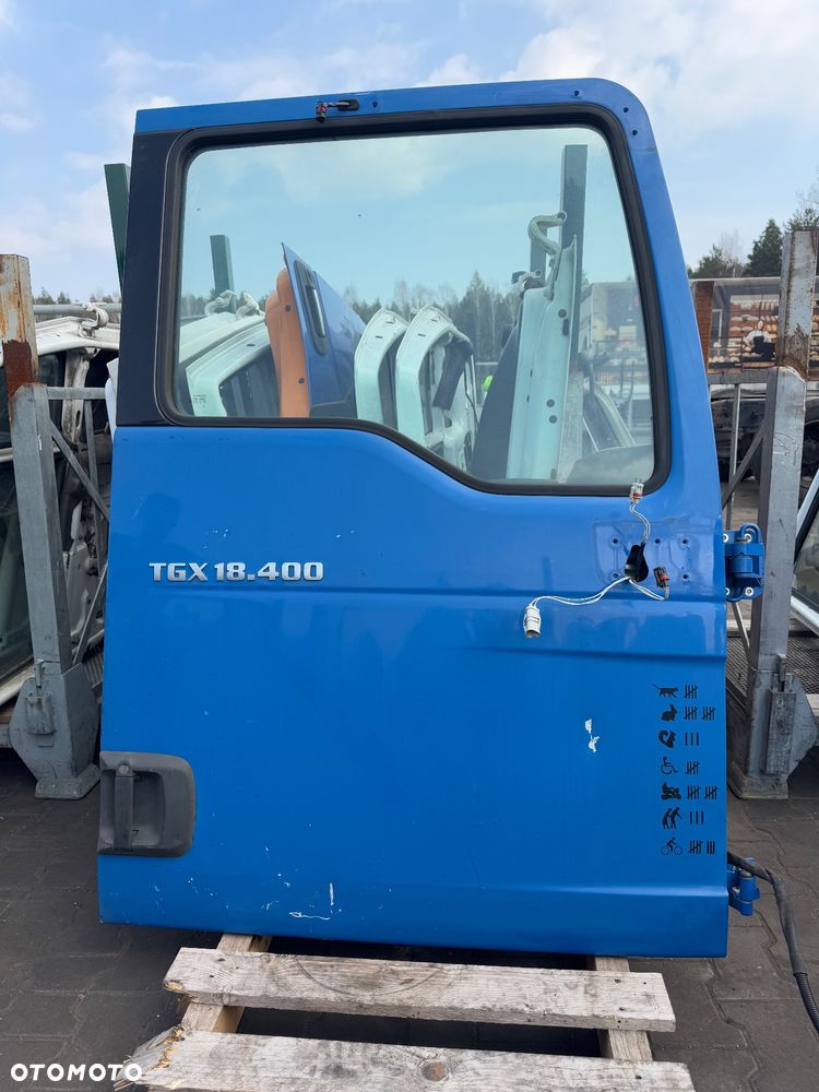 Drzwi lewe, prawe Man Tgx, Tga, Tgs różne kolory - 1