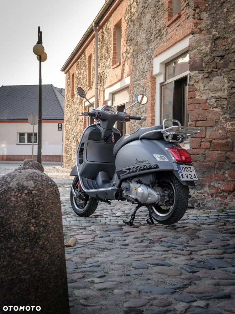 Piaggio Vespa - 5