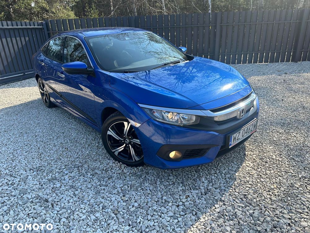 Honda Civic 1.5 T Executive - 3
