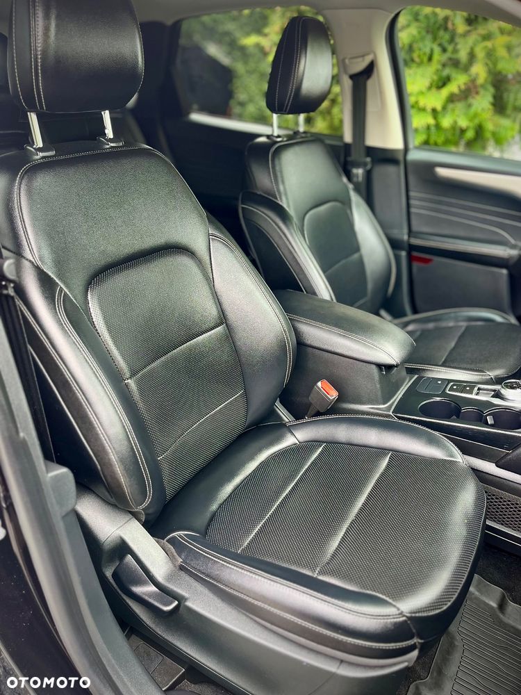 Ford Kuga 2.5 FHEV FWD Titanium X - 16