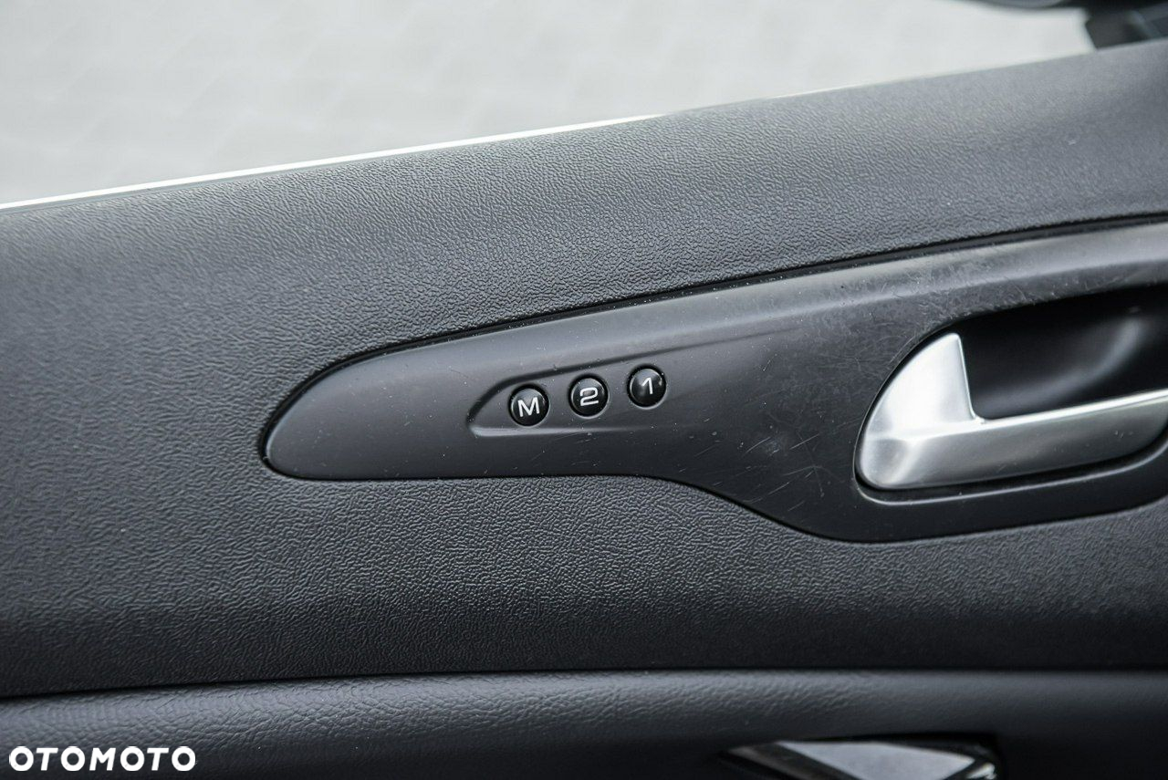 Citroën C5 Tourer HDi 165 FAP Exclusive - 23