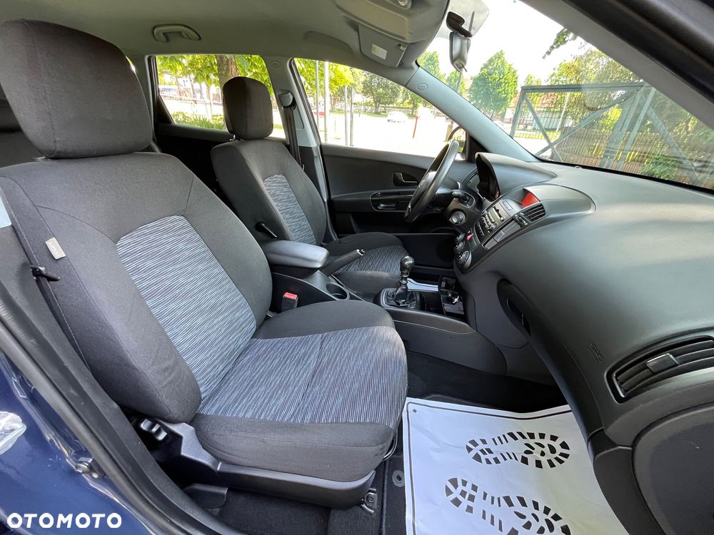 Kia Ceed 1.6 Crdi Comfort + - 20