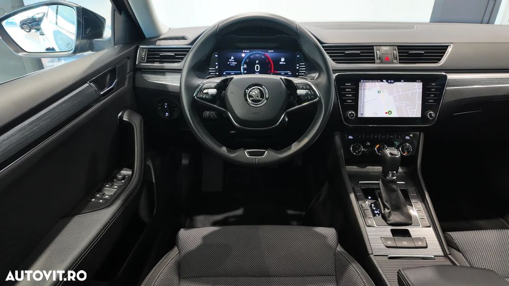 Skoda Superb 2.0 TDI DSG Ambition - 26