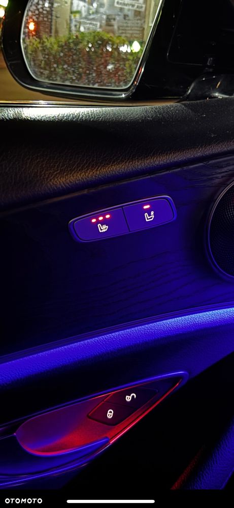 Mercedes-Benz Klasa E 220 d 4Matic 9G-TRONIC Avantgarde - 33