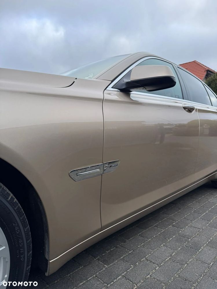 BMW Seria 7 740d xDrive - 11