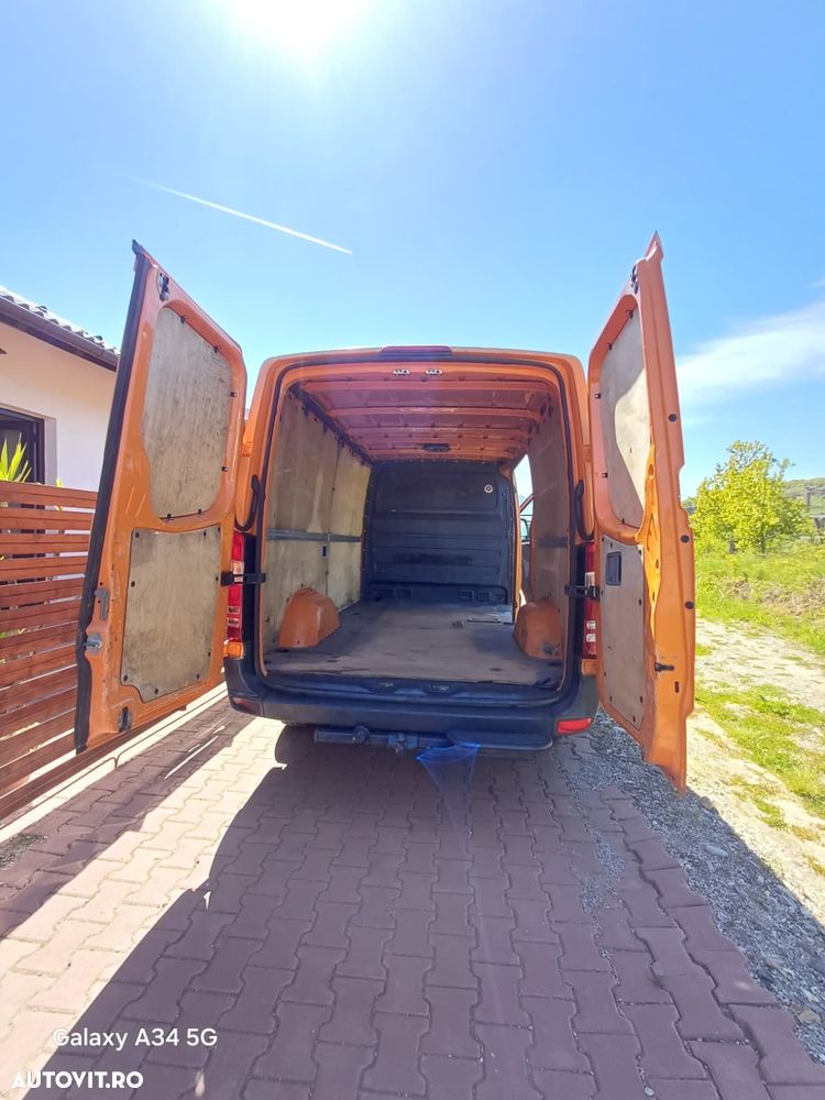 Mercedes-Benz SPRINTER - 8