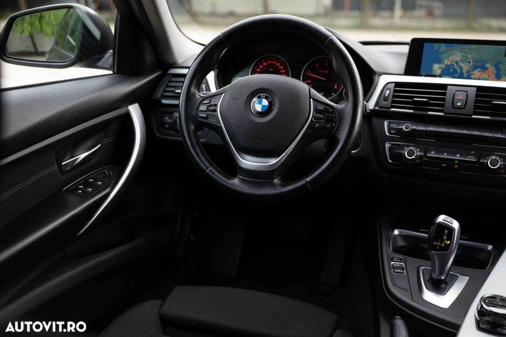 BMW Seria 3 320d Aut. Efficient Dynamics Edition - 11