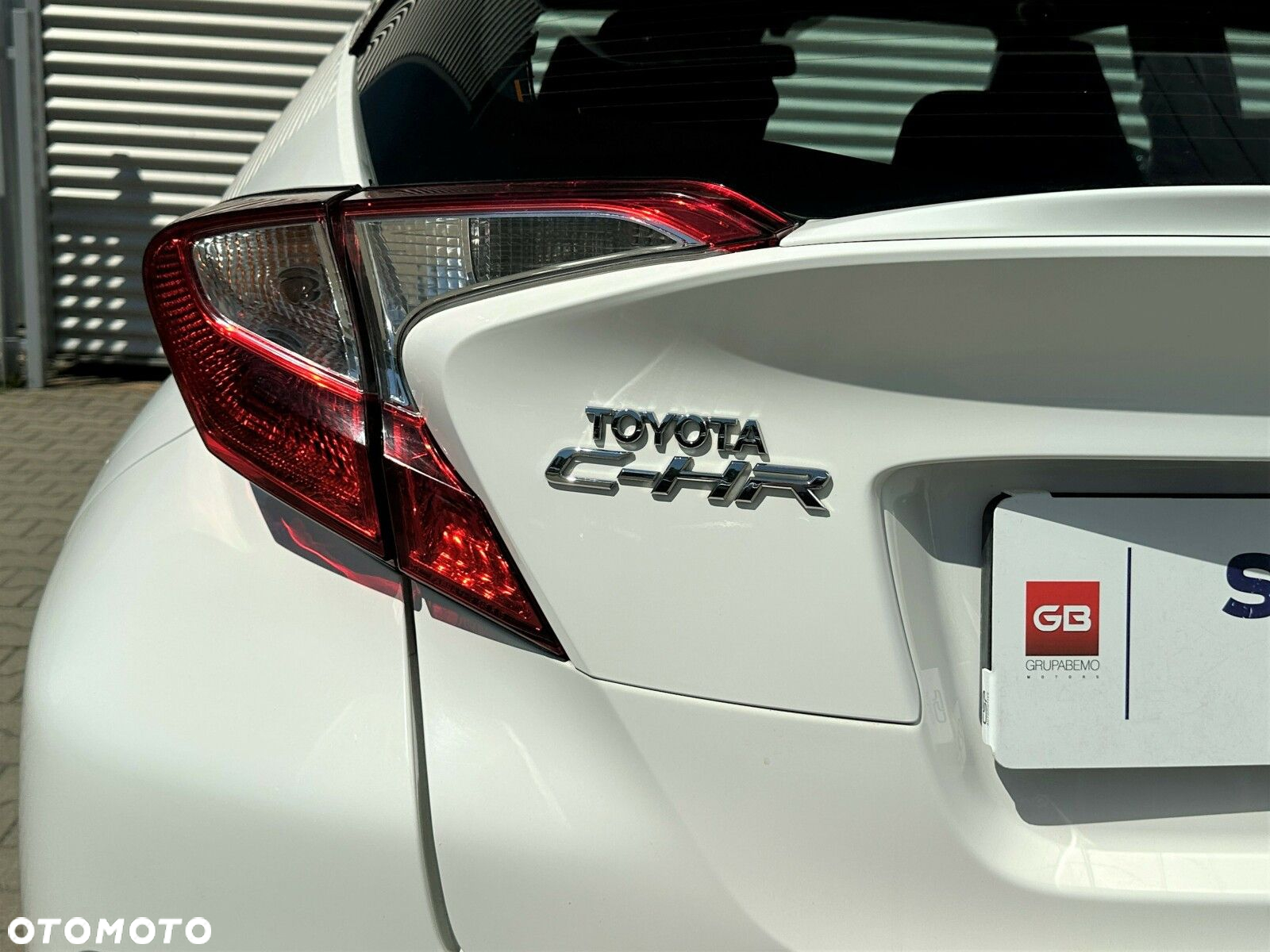 Toyota C-HR 1.2 T Active - 12