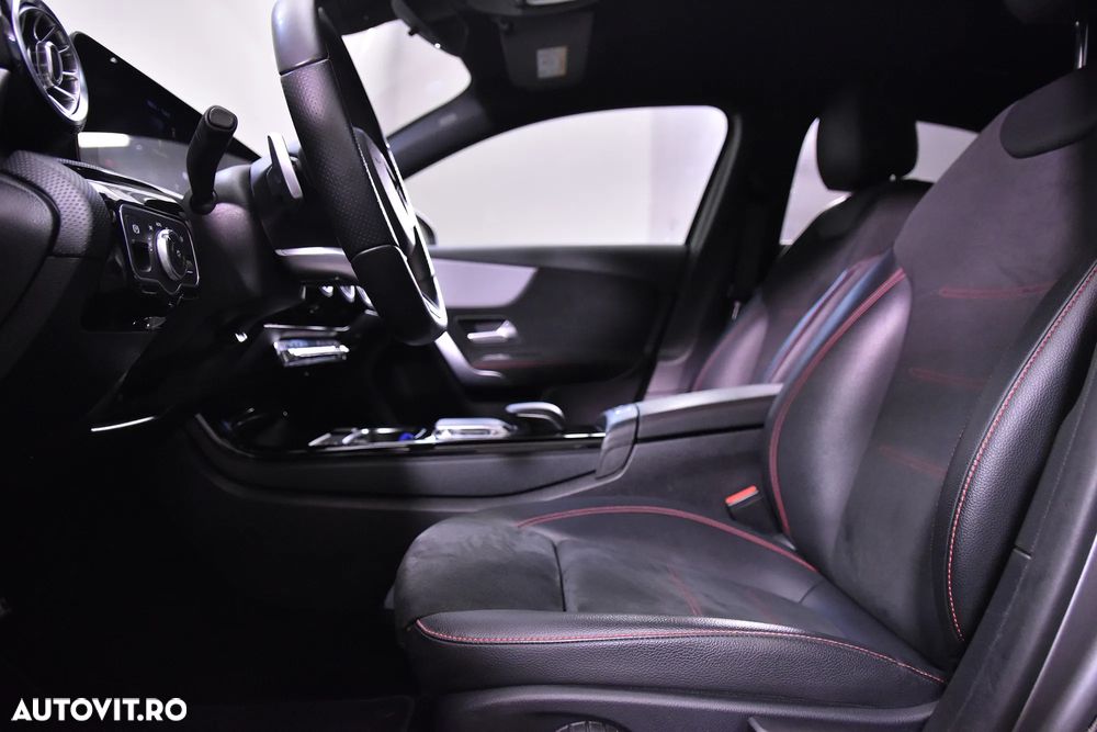 Mercedes-Benz A 250 e Sedan 8G-DCT AMG Line - 25