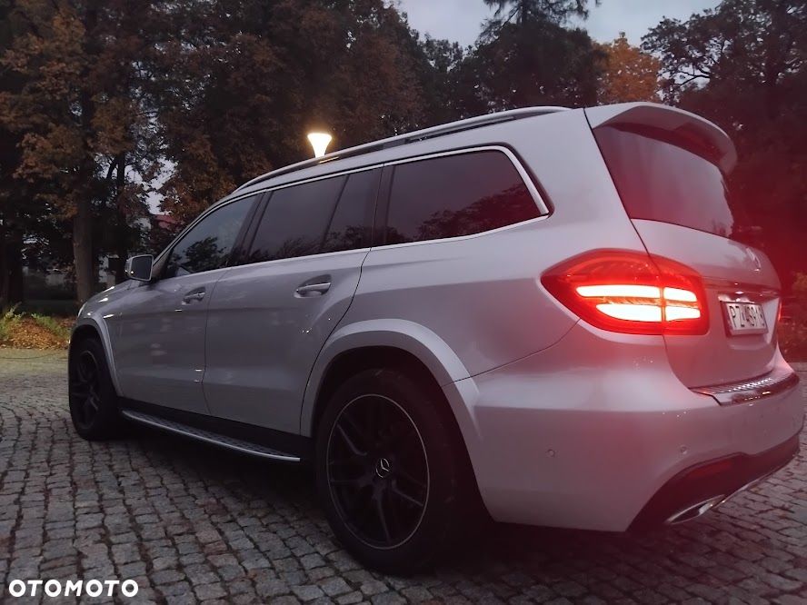 Mercedes-Benz GLS 350 d 4Matic 9G-TRONIC AMG Line - 3