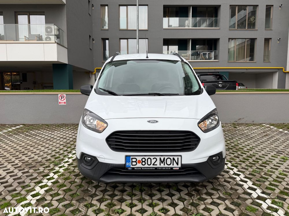 Ford Transit Courier - 2