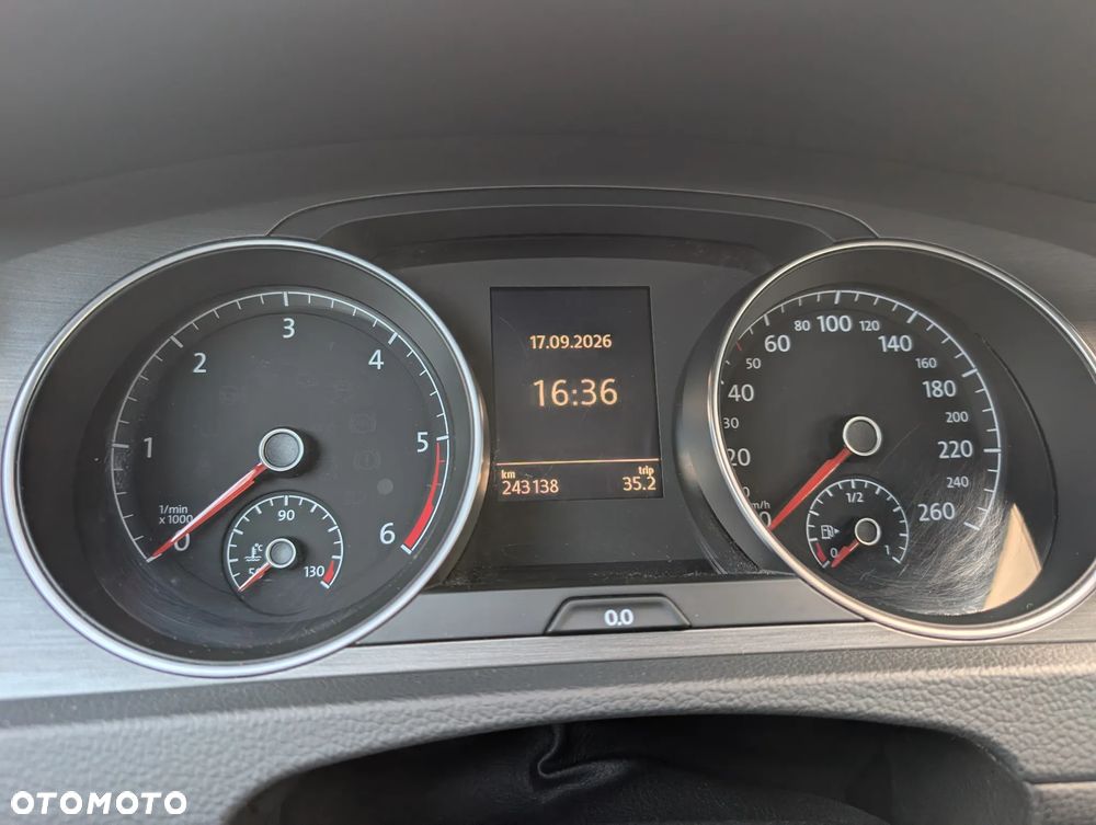 Volkswagen Golf 2.0 TDI BMT Highline DSG - 14