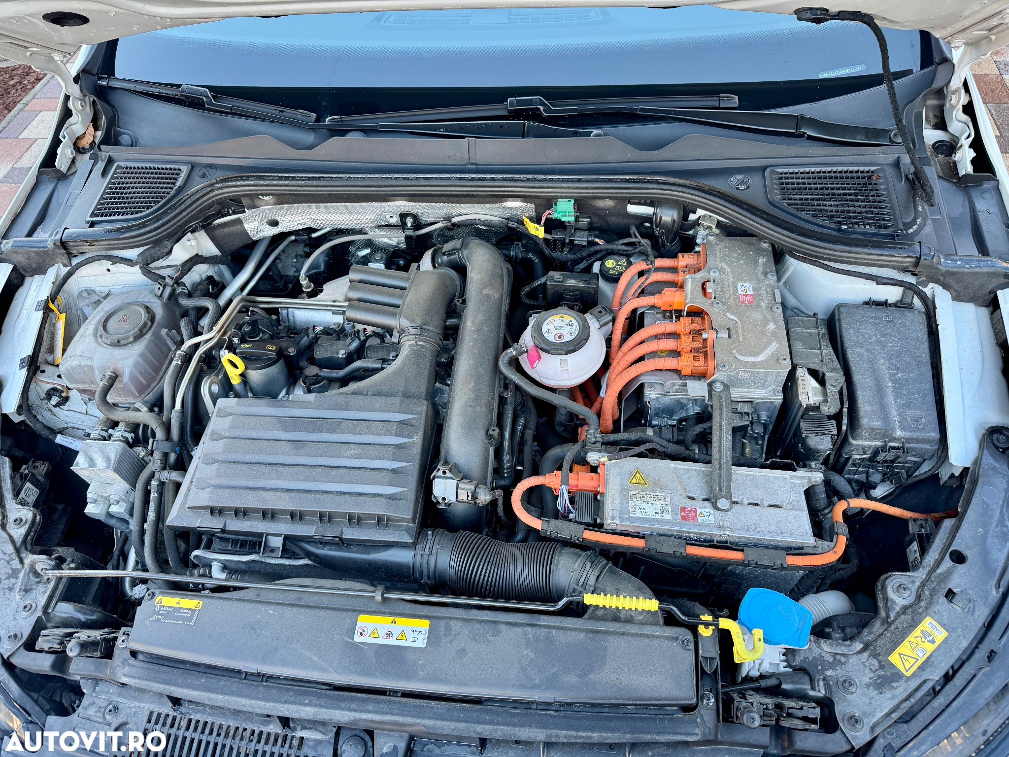 Volkswagen Golf 1.4 eHybrid OPF DSG GTE - 28