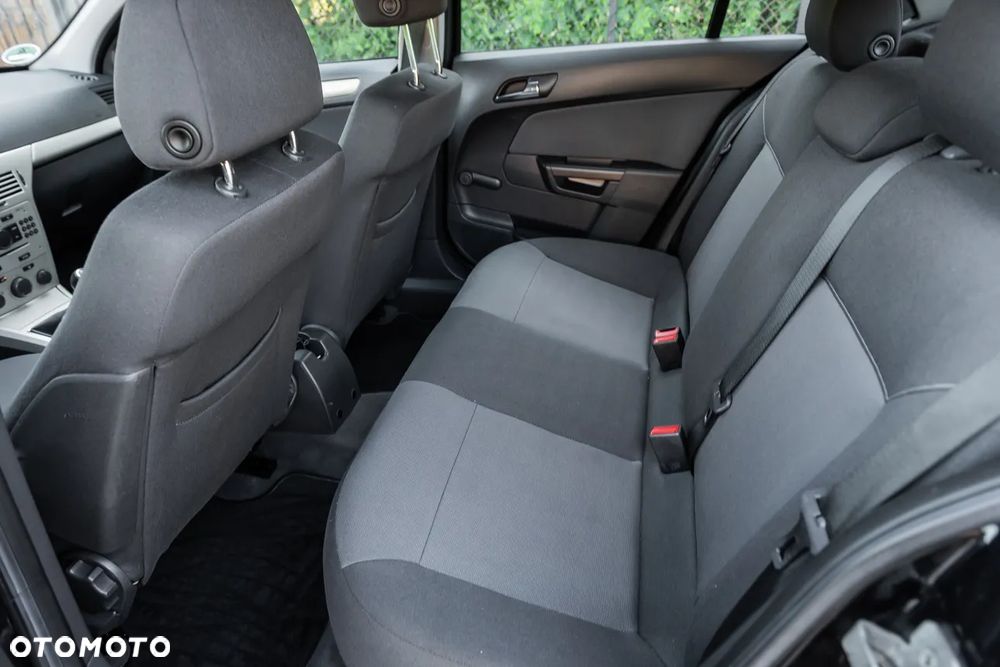 Opel Astra 1.6 Enjoy - 7