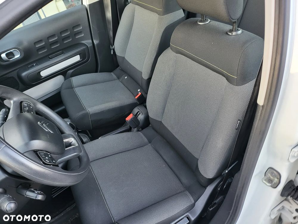 Citroën C3 Pure Tech 82 SHINE - 16