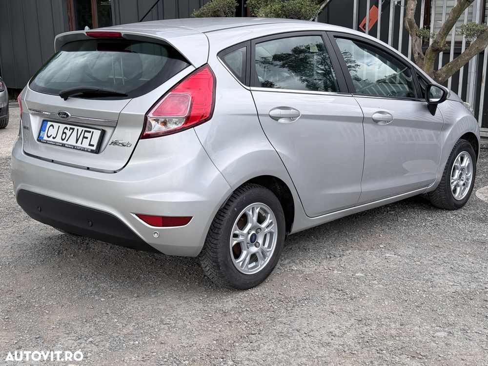 Ford Fiesta 1.6 TDCI DPF Titanium - 3
