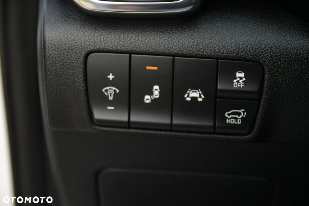 Kia Sportage 2,0 CRDI AWD GT Line - 29