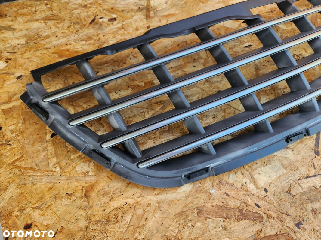 Chrysler Pacifica Grill Atrapa maskownica - 2