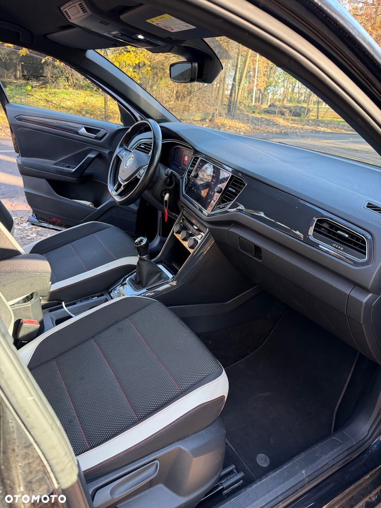 Volkswagen T-Roc - 6