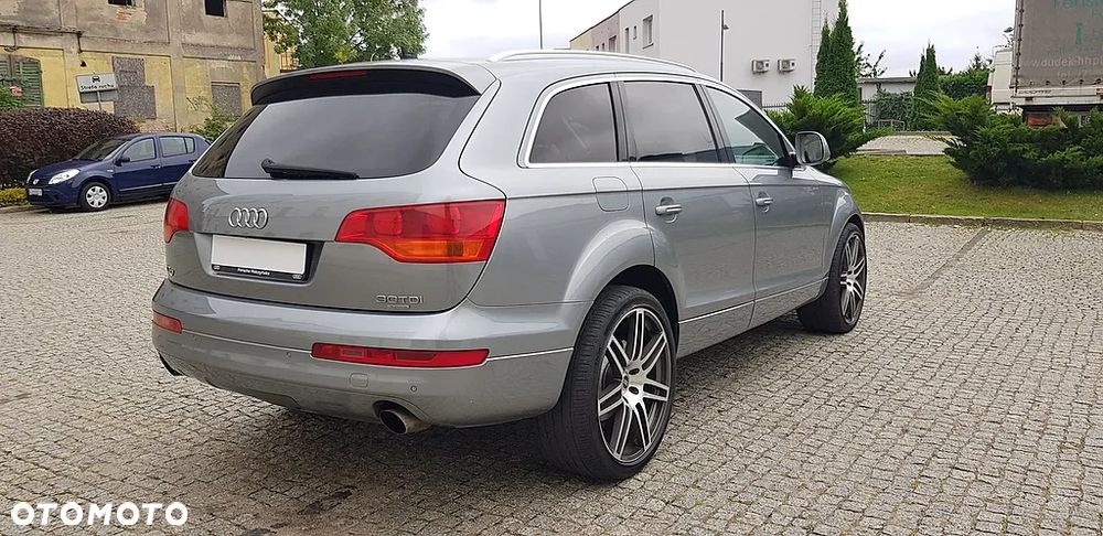 Audi Q7 3.0 TDI Quattro Tiptronic - 5