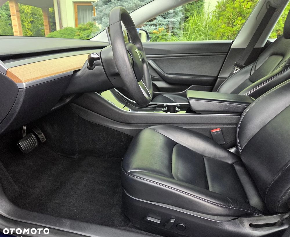 Tesla Model 3 Langstreckenbatterie Allradantrieb Dual Motor - 20