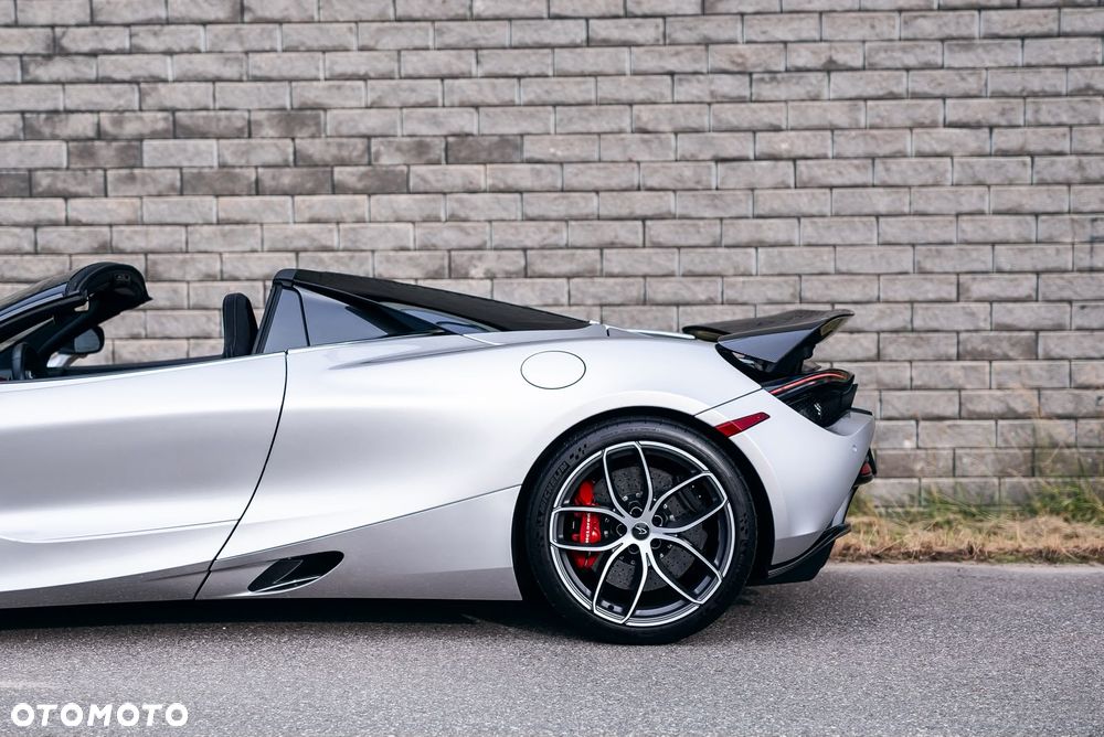 McLaren 720S Spider - 10