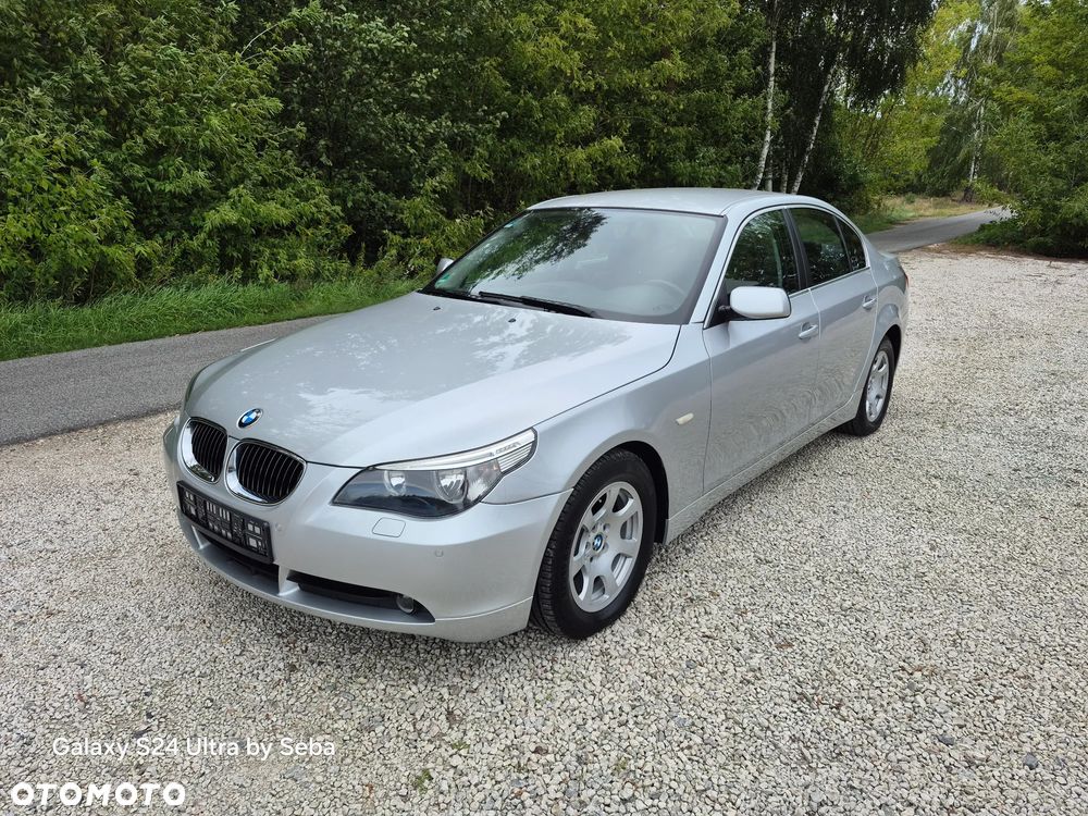 BMW Seria 5 523i - 1