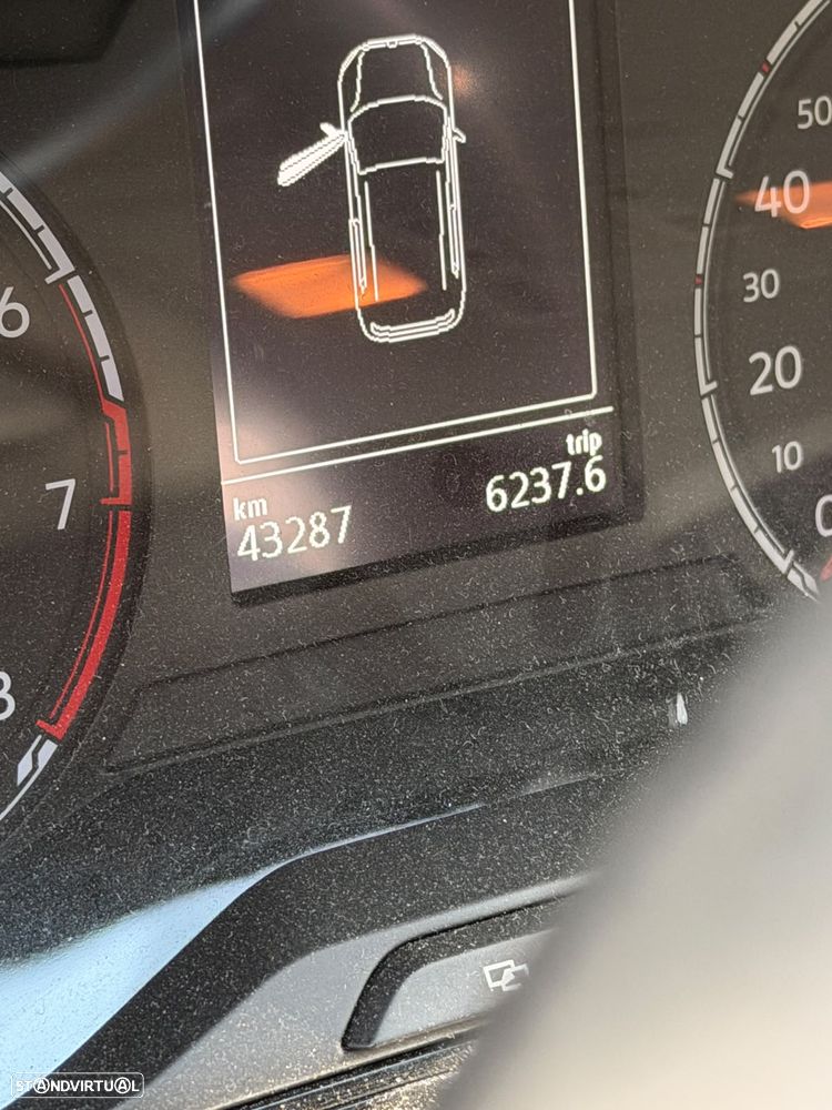 Volkswagen T-Cross 2019 photo 2