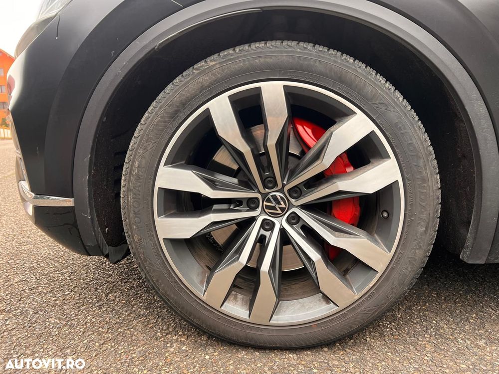 Volkswagen Touareg 3.0 V6 e-Hybrid 4Motion Aut. Atmosphere - 11