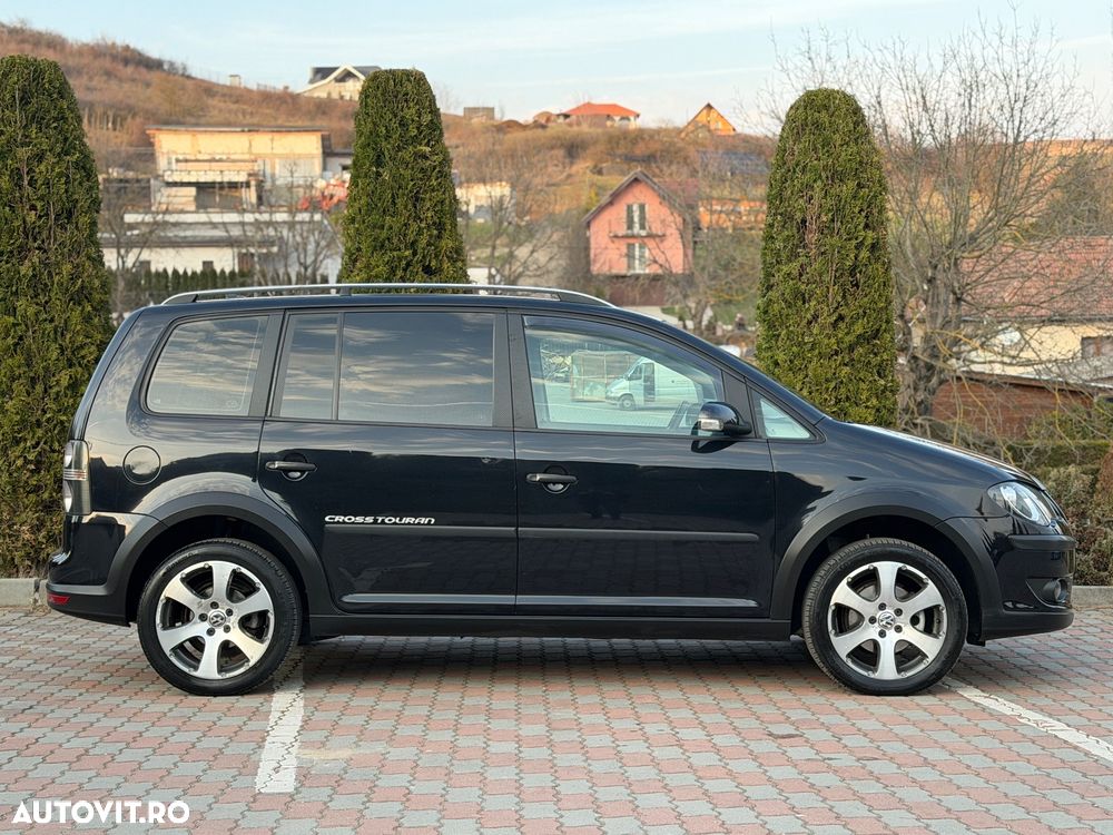 Volkswagen Touran CrossTouran 1.9 TDI DPF - 4
