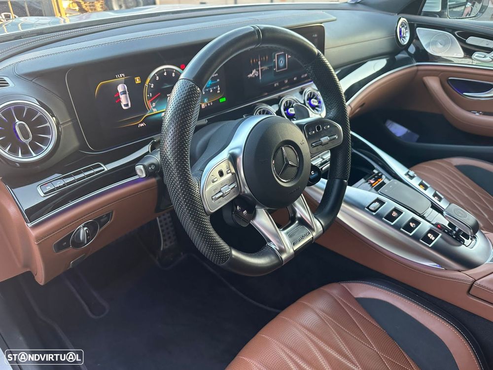 Mercedes-Benz AMG GT 43 4Matic+ - 12