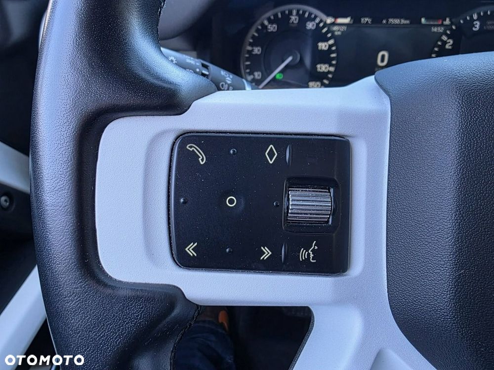 Land Rover Defender 2.0 P300 75th Limited Edition - 12