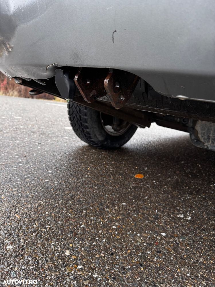 Jeep Grand Cherokee - 14